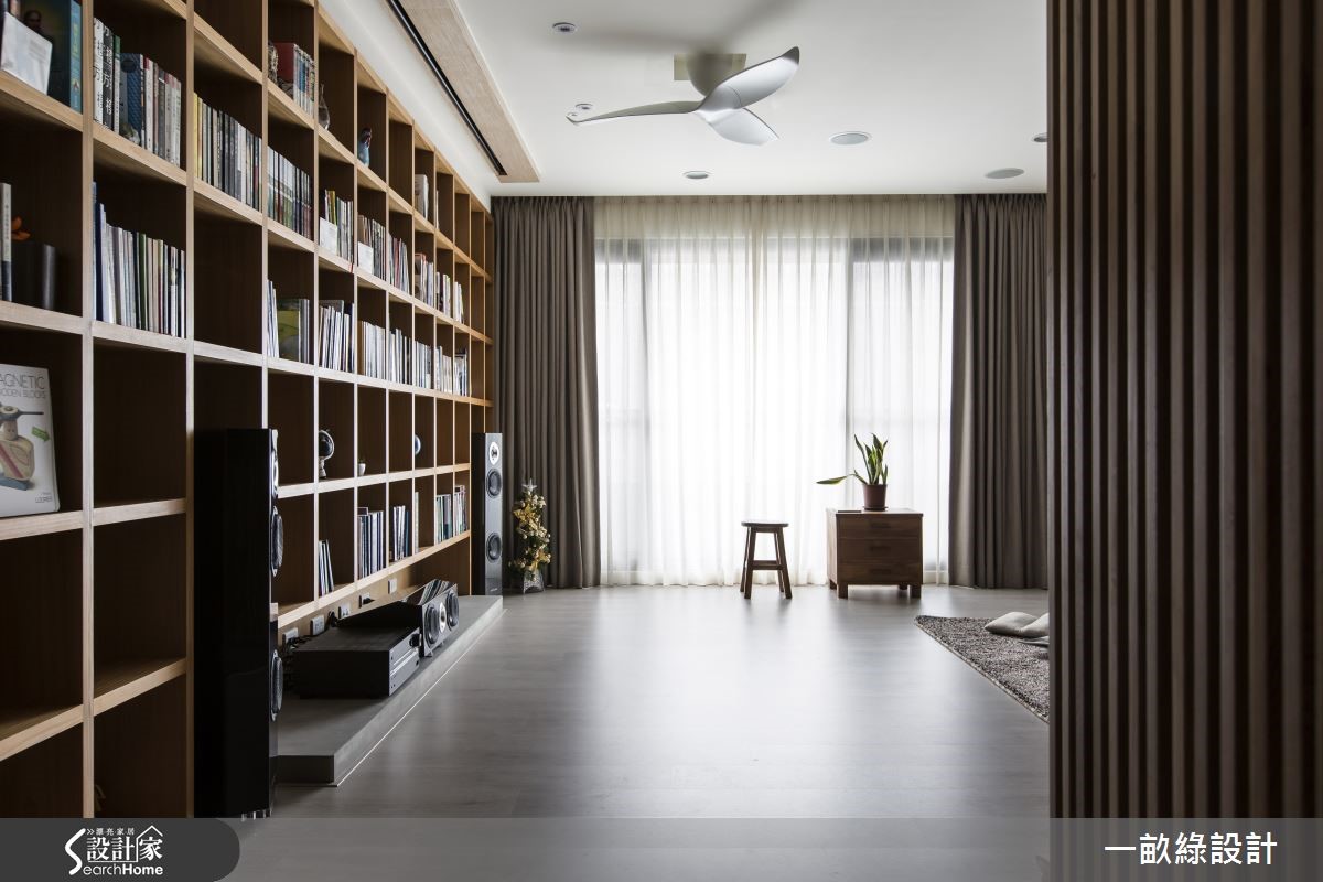 40 坪的住宅空間，在設計師重新佈局之下，將餐廳擴大